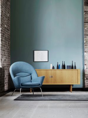 CH825 Credenza Sideboard Carl Hansen & Søn Farbe eiche weißöl Gestell massives Holz